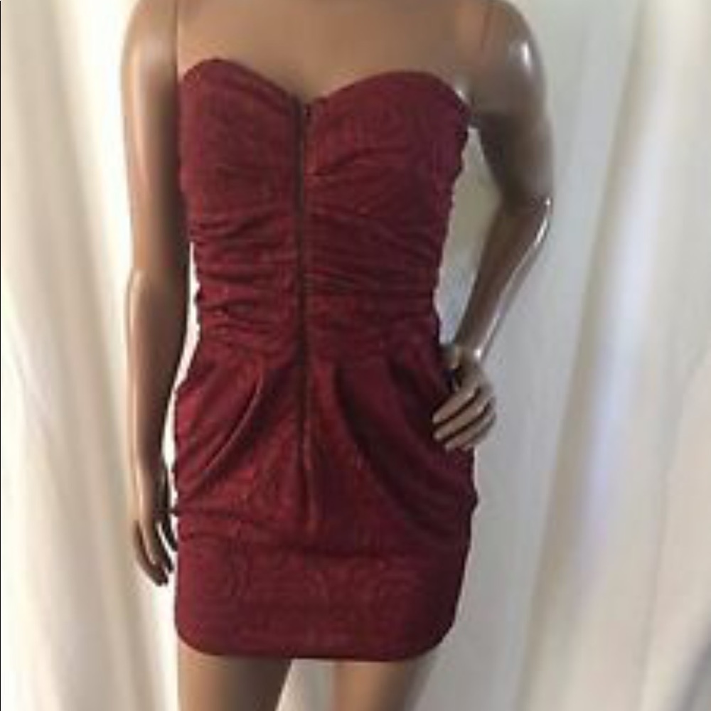 Mystic strapless sweetheart dress w/ side pockets
